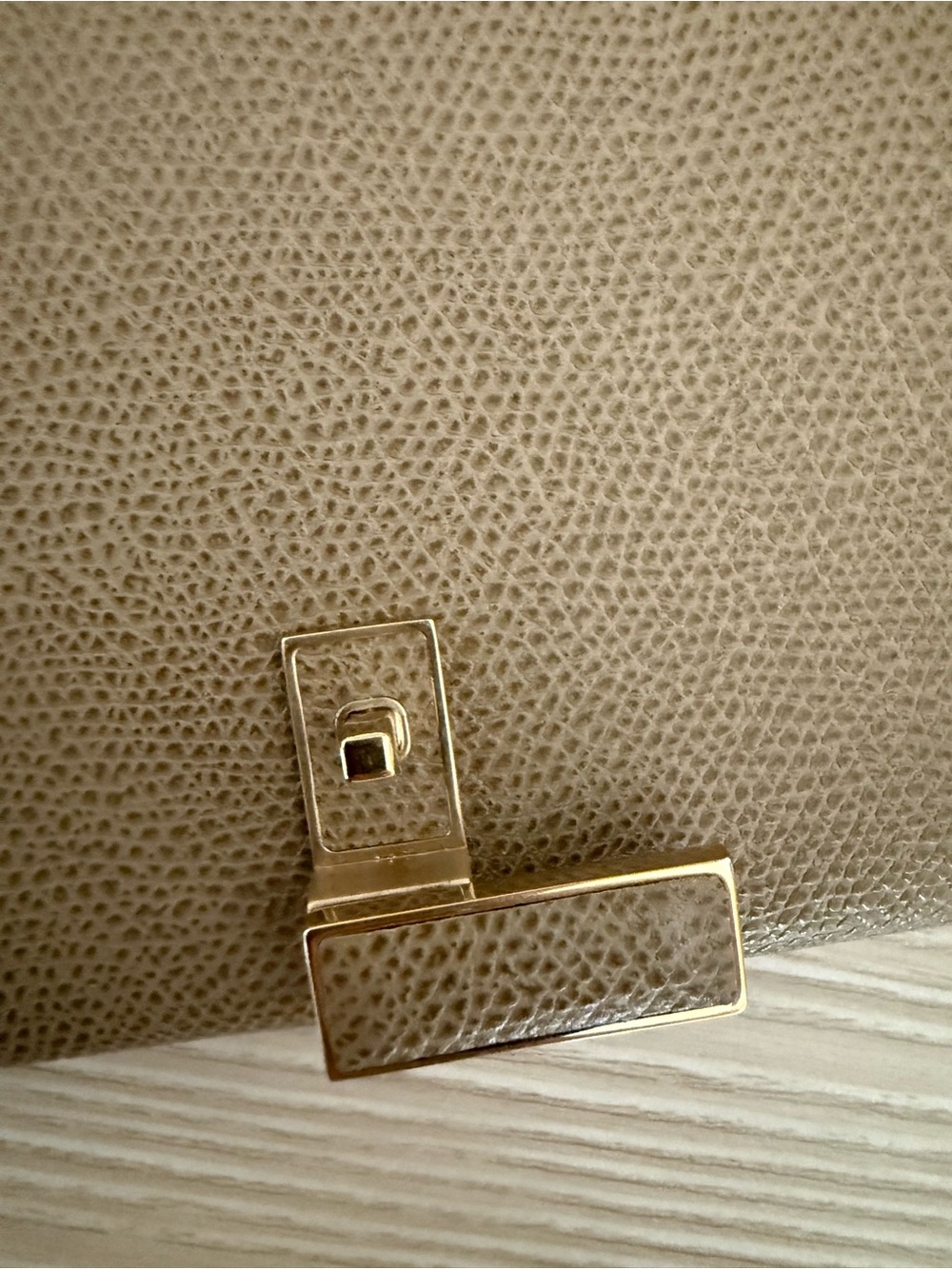 Valextra Iside clutch / wallet on chain - Picture 6 of 13